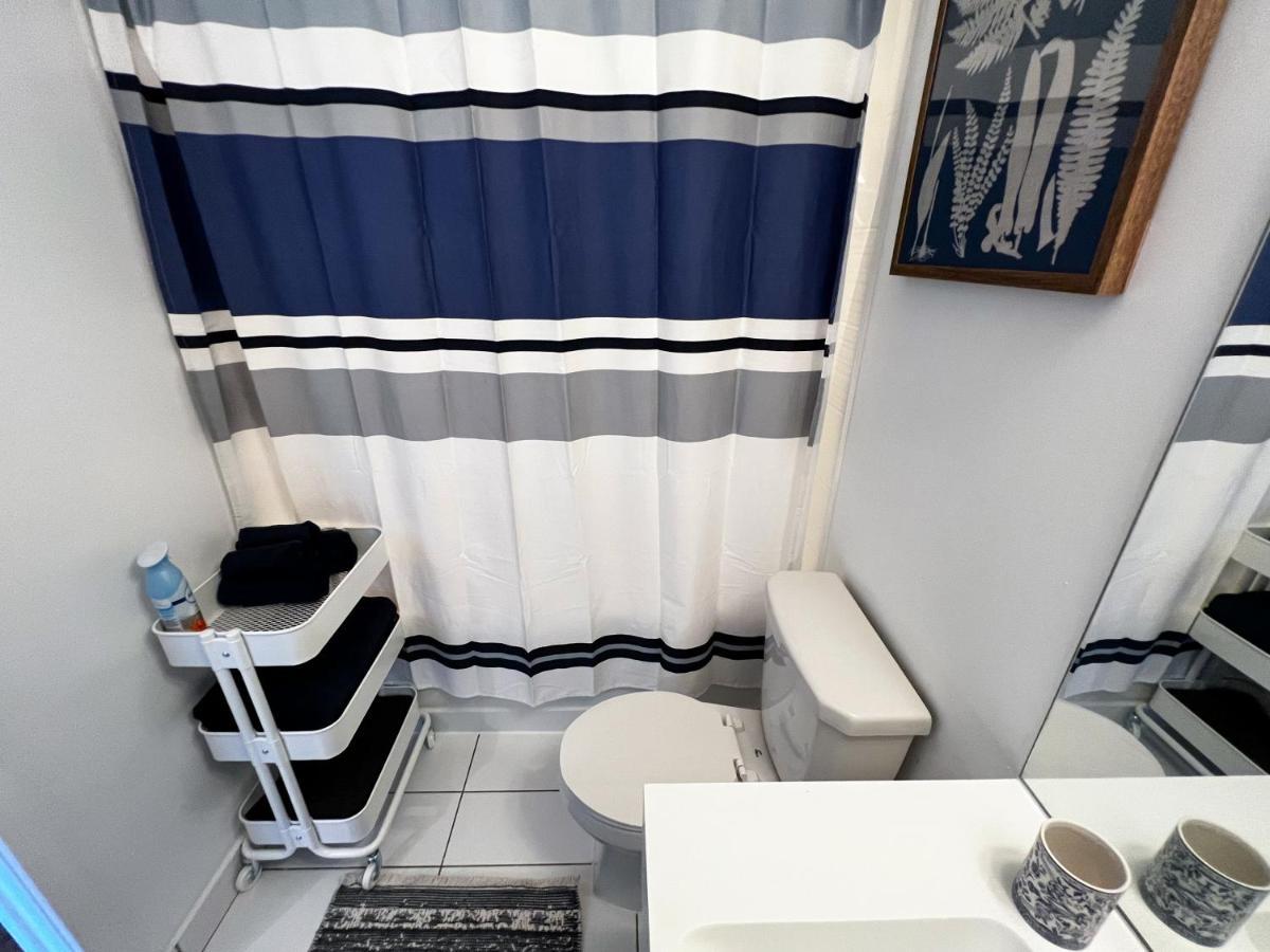 Simply Comfort. Elegant Apartments Dan Lecki Toronto Extérieur photo