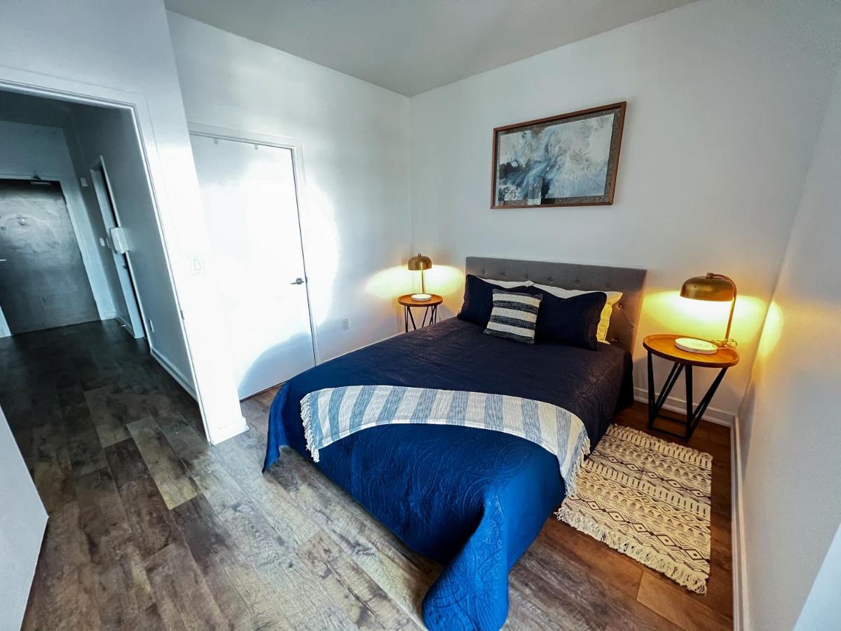 Simply Comfort. Elegant Apartments Dan Lecki Toronto Extérieur photo