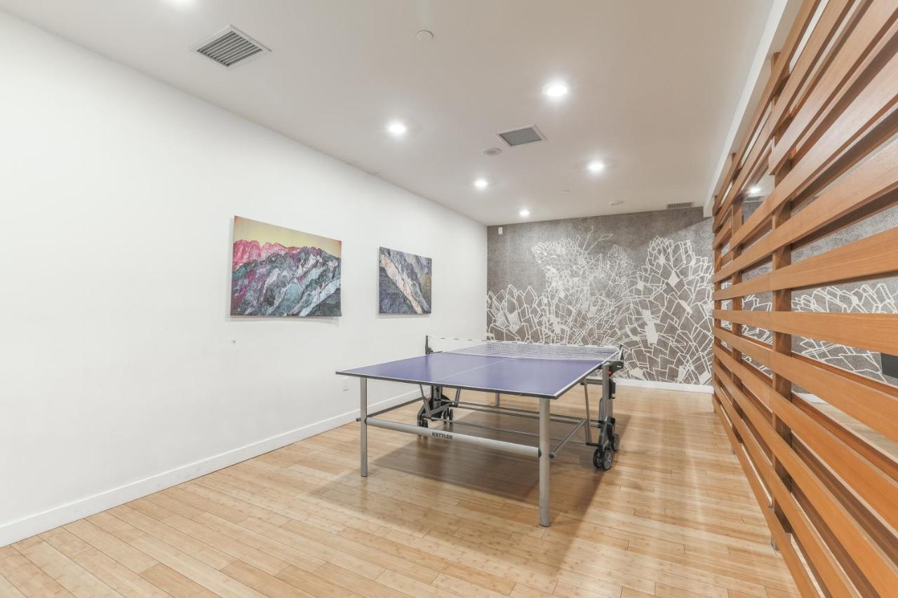 Simply Comfort. Elegant Apartments Dan Lecki Toronto Extérieur photo